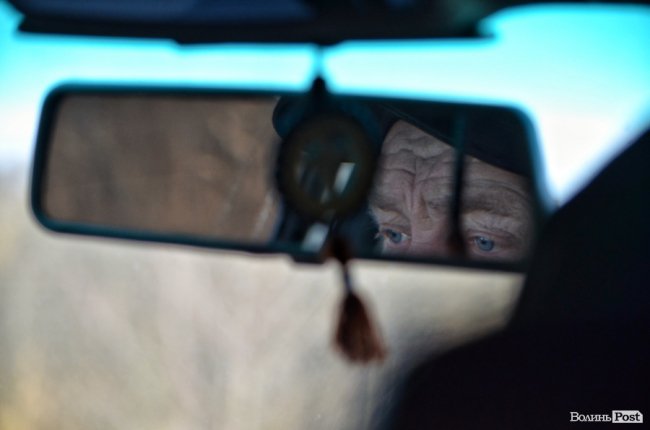 Війна за десятки гектарів лісу: на Волині рубають дерева, які усі сторони конфлікту вважають «своїми»