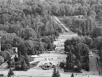 Історія Центрального парку Луцька: від болота до «совка»