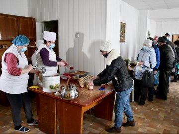 У Луцьку церква відкрила соціальну їдальню