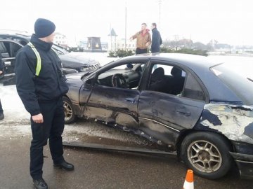 Аварія в Луцьку: троє постраждалих