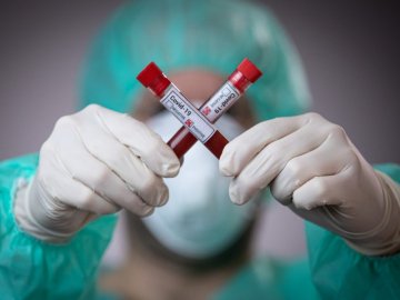 Ранок 31 травня: в Україні – 23 672 випадки коронавірусу, 708 – летальних