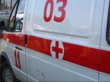 На Харківщині 3-річній дівчинці на голову впав телевізор:  дитина потрапила  до реанімації