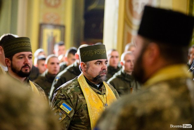 Воїни за покликом серця: у Луцьку відзначили День українського добровольця. ФОТОРЕПОРТАЖ