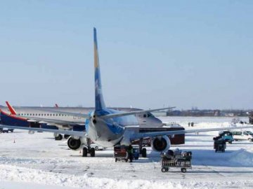Негода паралізувала аеропорт в Одесі: сів тільки 1 літак