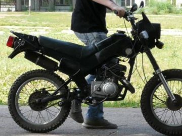 На Волині за викрадення мотоцикла хлопця відправили за ґрати на 6 років
