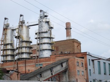 Сморід у Луцьку: на цукровому заводі зупинили виробництво біоетанолу