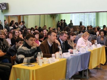 У Луцьку стартував  Міжнародний молодіжний форум. ФОТО