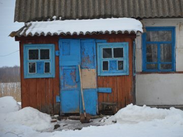 На Житомирщині горе-батьки залишили помирати від холоду 3-ох дітей