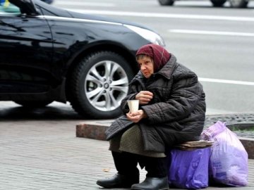 Понад 19 мільйонів українців перебувають за межею бідності