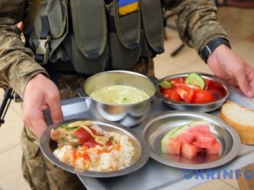 Харчування в українській армії суттєво погіршилося 