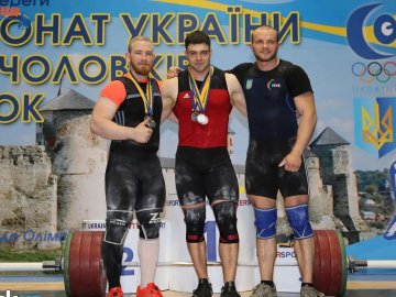 Волинські спортсмени здобули 3 медалі на чемпіонаті України з важкої атлетики