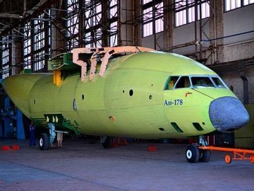 «Антонов» почав масштабне виробництво Ан-178