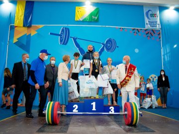 Волинські важкоатлетки посіли друге місце серед 22 команд на чемпіонаті України. ФОТО 