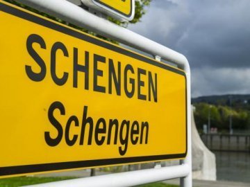 Італія на 3 тижні  вийшла із зони Шенген