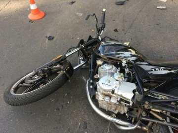 На Волині п'яний мотоцикліст збив двох маленьких дітей