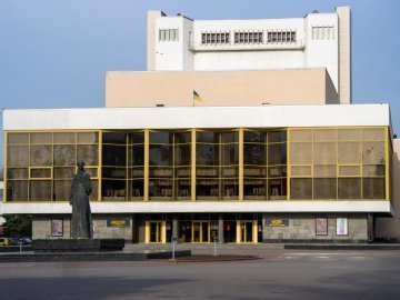 Театральний анонс: огляд вистав у Луцьку 17 – 21 квітня