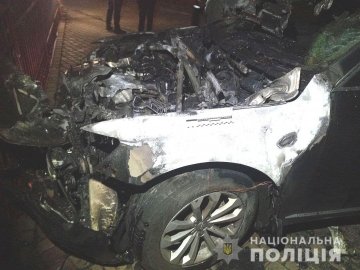 Депутату Рівненської облради спалили кросовер
