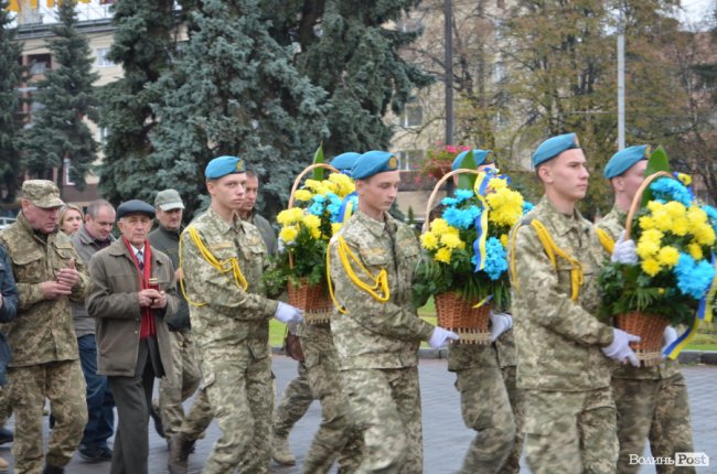 Герої завжди з нами: у Луцьку вшанували загиблих в російсько-українській війні. ФОТО