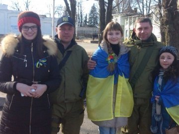 Жителі Волновахи подякували волинським благодійникам за допомогу. ФОТО