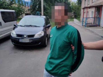 Вбивство сином матері у Луцьку: прокуратура вважає покарання надто м'яким 