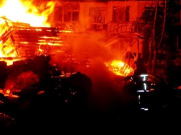 Жахлива пожежа в Одесі: загинули діти