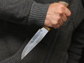 У Ковелі судили чоловіка, який вдарив сина ножем 