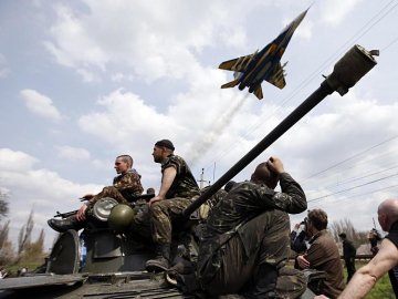 На Донбасі обстріляли місію ОБСЄ