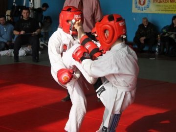 У Луцьку відбувся чемпіонат з рукопашного бою серед юнаків 8-12 років. ФОТО