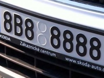 Понад 100: У Луцьку - з'їзд водіїв авто з єврономерами