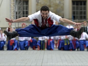 У Польщі встановили рекорд Гіннеса з танцювання українського гопака. ФОТО. ВІДЕО