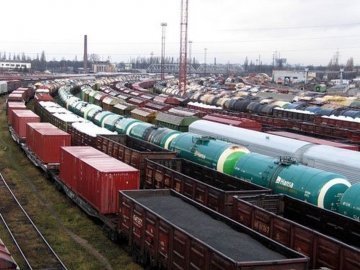 В Україні залізничні вантажоперевезення подорожчали на 15%