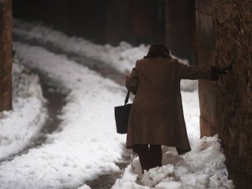 На Волині у сніговому заметі знайшли жінку, яка зникла дорогою з гостювання
