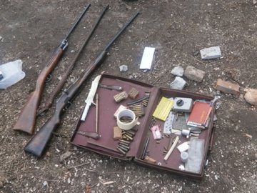 На Волині розпочали «полювання» на незаконне ввезення зброї та незареєстровані авто