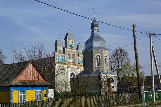 Сучасний вигляд церкви в Кричевичах. Фото з Lutsk Board.