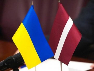 Латвія посилила правила в'їзду для українців: що змінилося