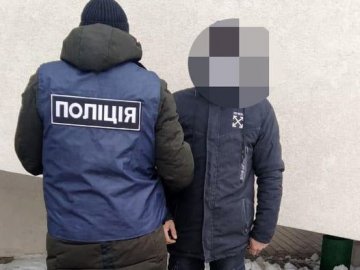 У Луцьку спіймали узбекистанця, який 3 роки нелегально жив в Україні