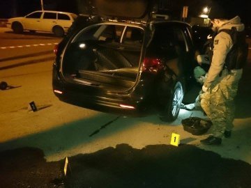 В Івано-Франківській області в автомобіль депутата облради кинули гранату