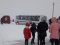 Шкільний автобус із дітьми застряг у сніговому заметі на Волині. ФОТО. ВІДЕО
