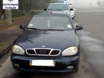 На виїзді з Луцька знайшли викрадений автомобіль
