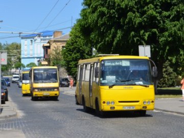 У Луцьку тимчасово змінять рух транспорту: як курсуватимуть маршрутки та тролейбуси