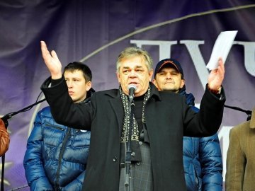 Нардеп з Волині виступив на Євромайдані в Києві. ВІДЕО