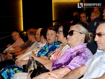 У луцькому кінотеатрі  – безкоштовні покази для пенсіонерів