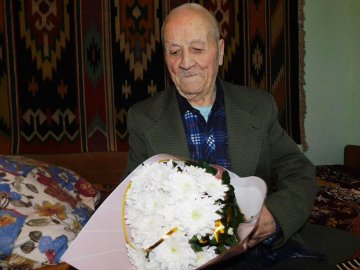 Волинянин святкує 98-річний ювілей. ФОТО