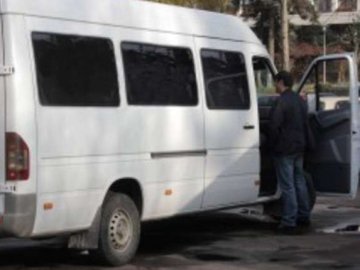 У Шацькому районі людей нелегально возять у таксі і автобусах 