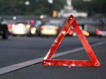 Аварія у Луцьку: водія забрала «швидка»