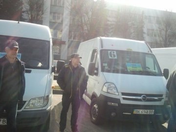 Лучани передали допомогу в Крим