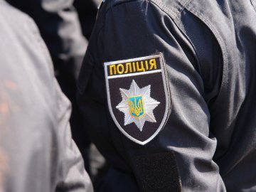 «Спалити Путіна»: поліція втихомирила бешкетника під час акції в Луцьку