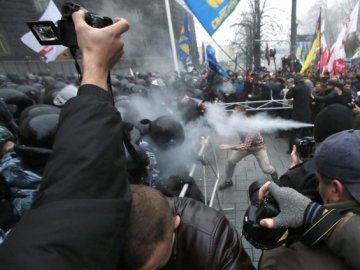Євромайдан в Києві проплачений, - російський телеканал. ВІДЕО