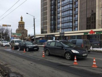 Масштабна аварія в Луцьку: зіткнулися 4 авто. ФОТО