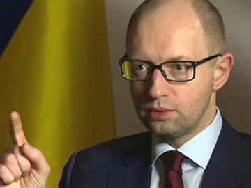 Яценюк прогнозує наплив російських товарів в Україну